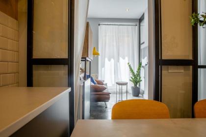 Modern 2Bed in heart of Chueca Madrid City Center - image 8