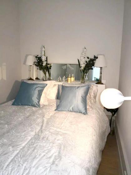 One bedroom appartement with wifi at Madrid - image 10