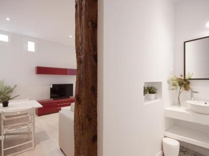 Apartamento con encanto en ópera - image 10