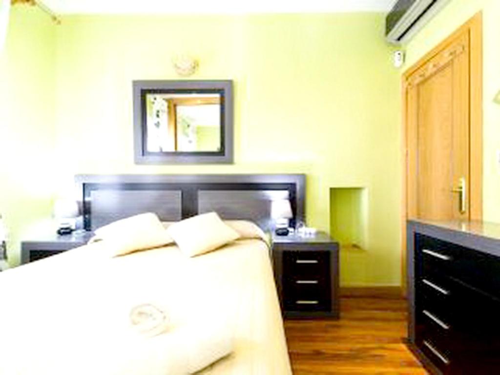 One bedroom appartement with wifi at Madrid - image 2