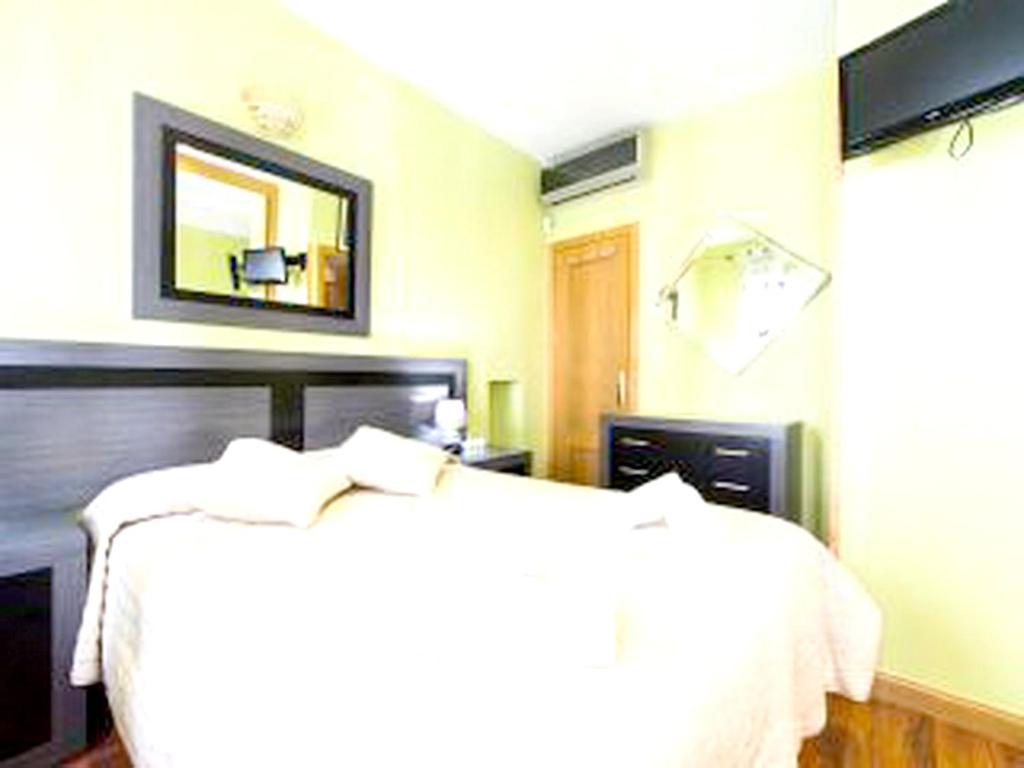 One bedroom appartement with wifi at Madrid - image 4