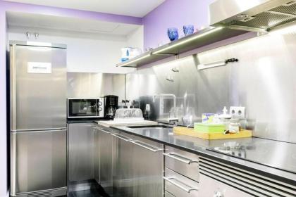 One bedroom appartement with shared pool enclosed garden and wifi at Madrid - image 12