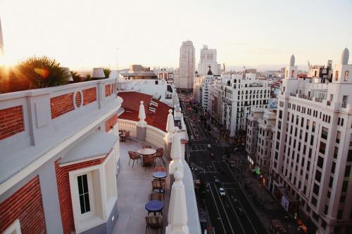 Room Mate Macarena - Gran Via - image 3