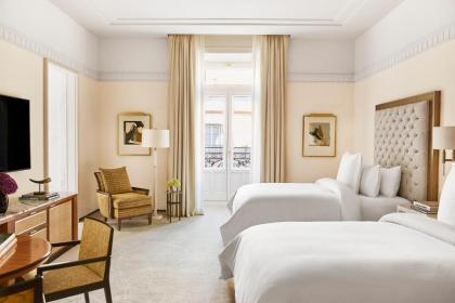 Four Seasons Hotel Madrid - image 15