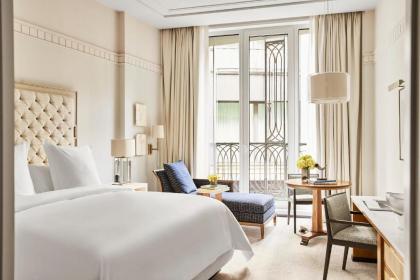 Four Seasons Hotel Madrid - image 16