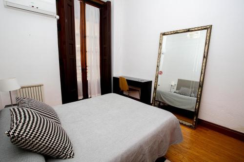 LOFTS Puerta del SOL - image 6