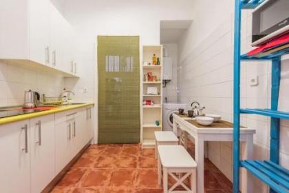 Atocha Gallery Apartment - image 18