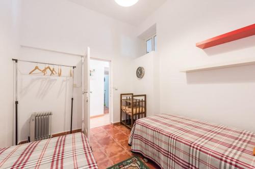 Atocha Gallery Apartment - image 6