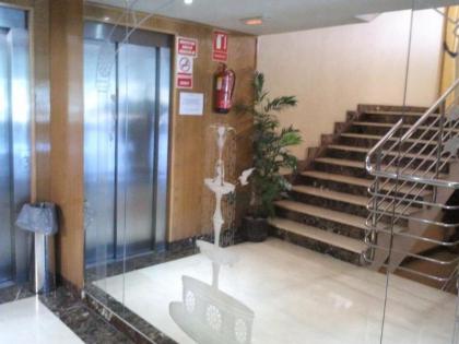 Hotel Ciudad de Fuenlabrada - image 3