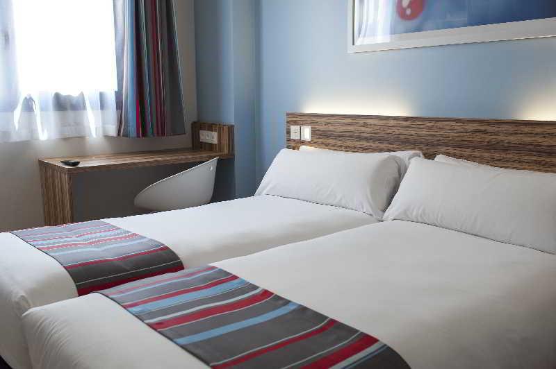 Travelodge Madrid Alcala - image 2