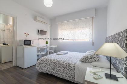 Apartamentos Arguelles - image 5