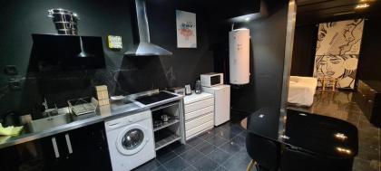 Apartamentos con jacuzzi by Oshun Apartments - image 19