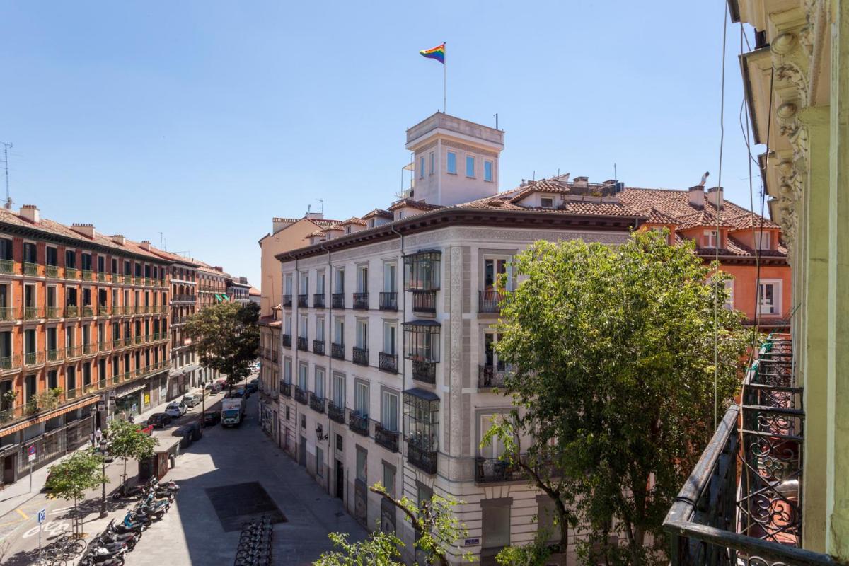 Boutique Apartments in the Heart of Madrid - image 3