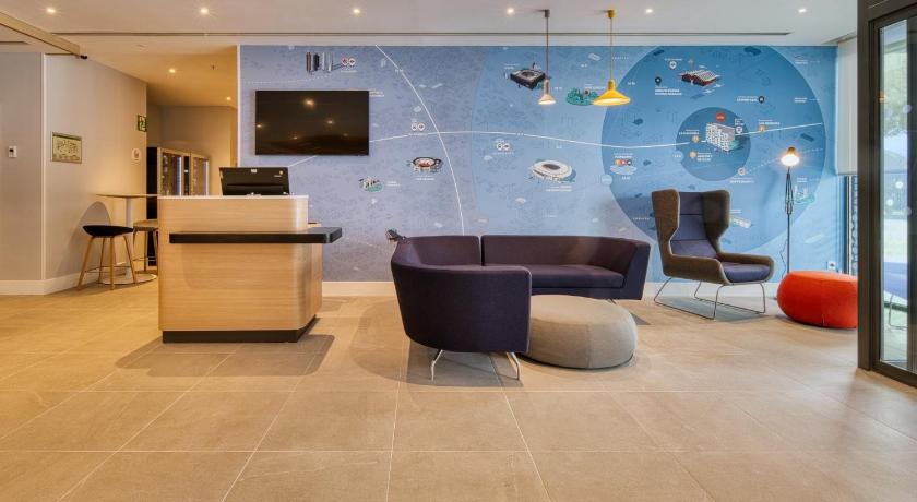 Holiday Inn Express Madrid Airport - image 6