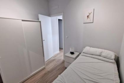 Loft en Madrid junto al metro. - image 16