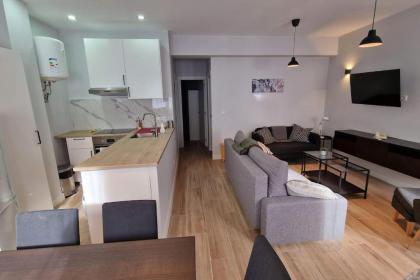 Loft en Madrid junto al metro. - image 6