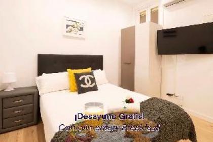 Studio Apartment | Complimentary Breakfast | A066 - image 20