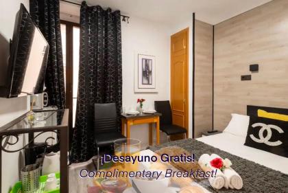 Double Room | Complimentary Breakfast | H101 - image 14