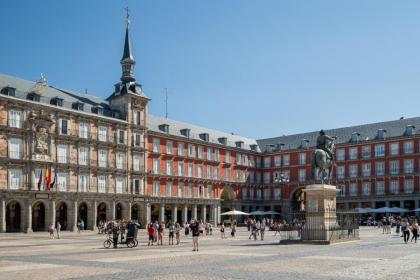 apartamento en la puerta del sol - image 12