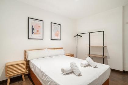 apartamento en la puerta del sol - image 13