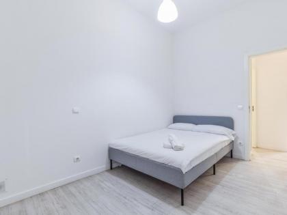 apartamento reformado en el centro - image 17