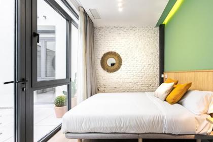 Vallecas Mini Hotel by Olala Homes - image 2