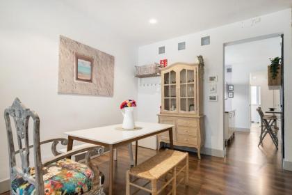 apartamento grande en lavapies - image 9