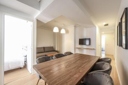 apartamentos reformados en lavapies - image 9