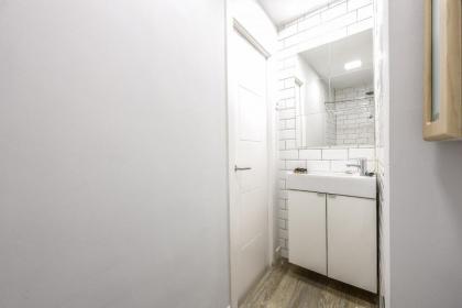 apartamento reformado en tirso de molina - image 14