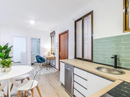 apartamento en el barrio de las letras - image 6