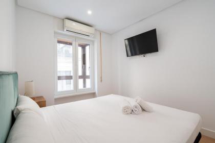 apartamento de lujo en la plaza pedro zerolo al lado de gran via - image 16