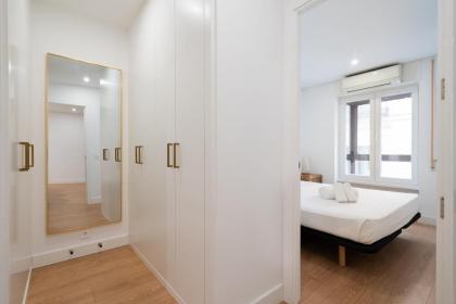 apartamento de lujo en la plaza pedro zerolo al lado de gran via - image 20