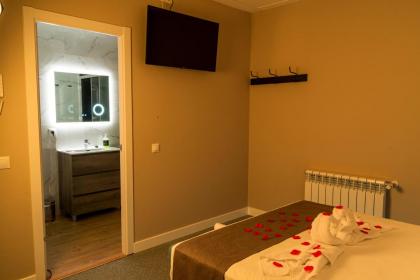 Rooms Luxury Madrid - image 7