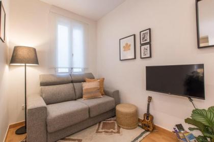 Fee4Me. Elegant flat a few minutes from Atocha. - image 17