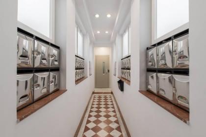 Fee4Me. Elegant flat a few minutes from Atocha. - image 6