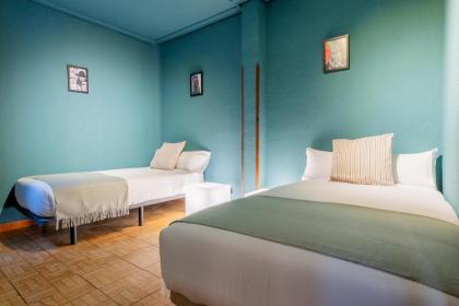 Ideal Hostel Madrid - image 19