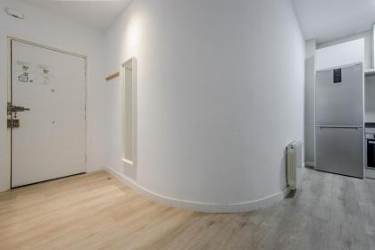 Nuevo y comodo apartamento en el centro de Madrid - image 12