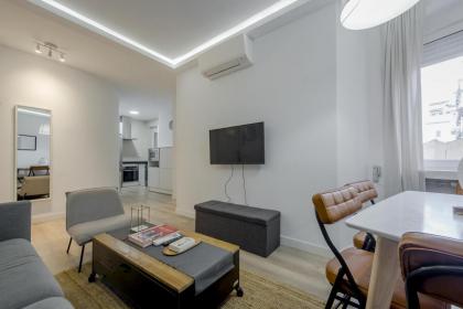 Nuevo y comodo apartamento en el centro de Madrid - image 2