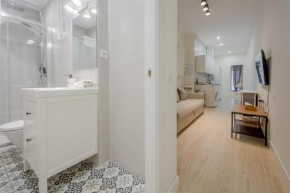 Nuevo Apt para 7 pax en Malasana - Gran Via - image 9