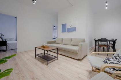 Premium Apt para 9pax en Calle Olmo - Centro de Madrid - image 3