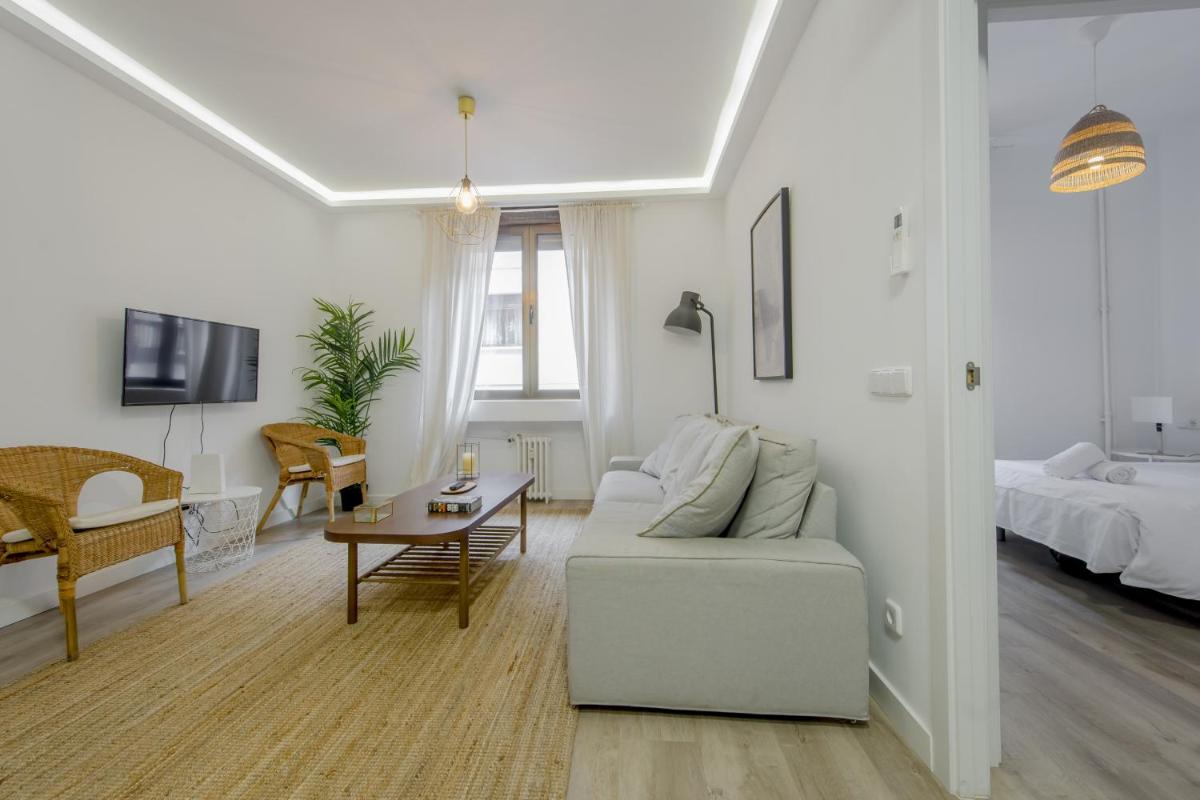 Elegante apartamento en el Centro de Madrid-Rastro - image 3