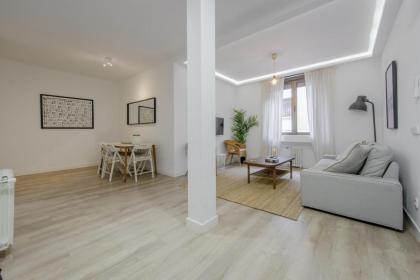 Elegante apartamento en el Centro de Madrid-Rastro - image 9