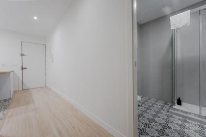 Modern Apt para 6pax en la Plaza de Tirso-Centro - image 11