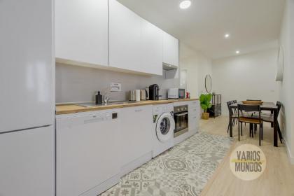 Spacious New Aparment para 8pax en la Plaza de Tirso - image 3