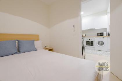 Cool Apt para 9pax en plena Plaza de Chueca - image 12