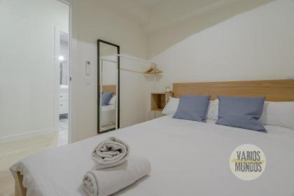 Cool Apt para 9pax en plena Plaza de Chueca - image 13