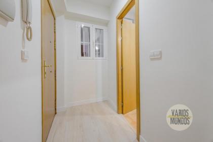 Cozy Apt 1hab para 4 pax en la Plaza de Chueca - image 20