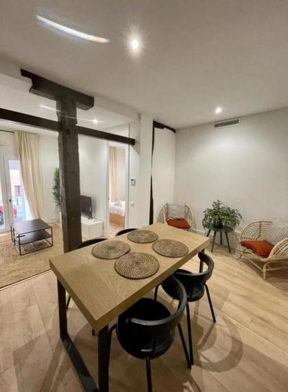 Amazing&Elegant Apt 7pax en Calle Jesus y Maria-Tirso - image 4