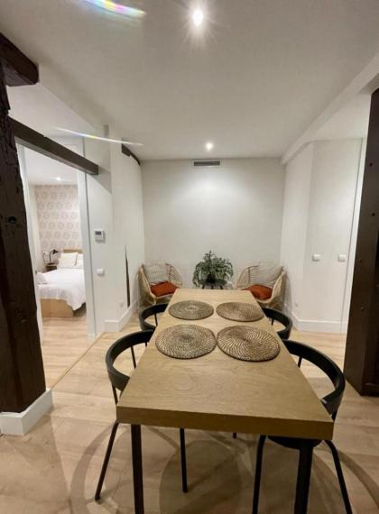 Amazing&Elegant Apt 7pax en Calle Jesus y Maria-Tirso - image 9