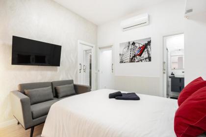 Chueca San Anton Apartment - image 18